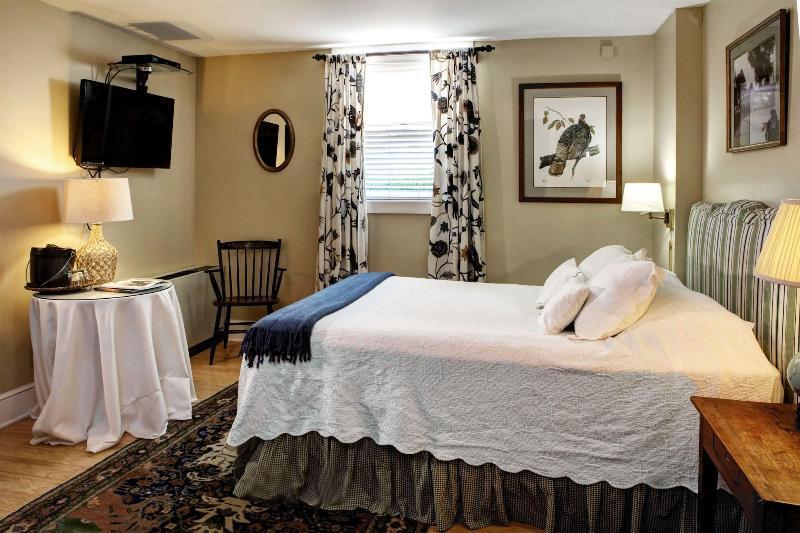 200 South Street Inn Charlottesville Exterior photo