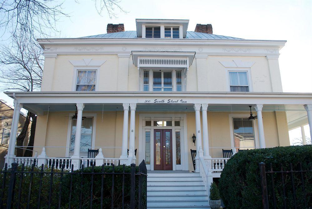 200 South Street Inn Charlottesville Exterior photo