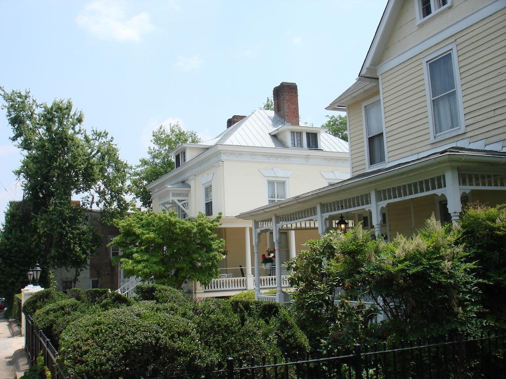 200 South Street Inn Charlottesville Exterior photo