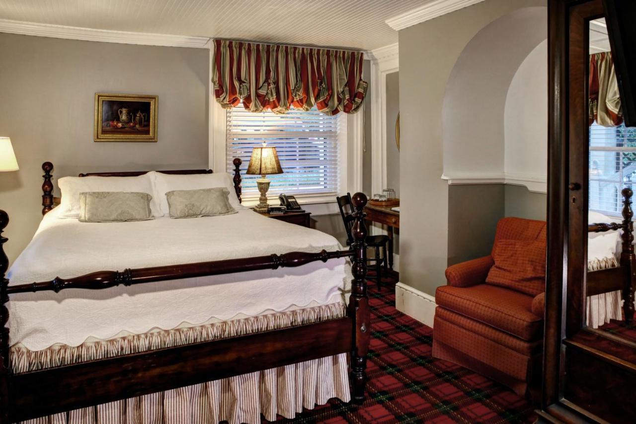 200 South Street Inn Charlottesville Exterior photo