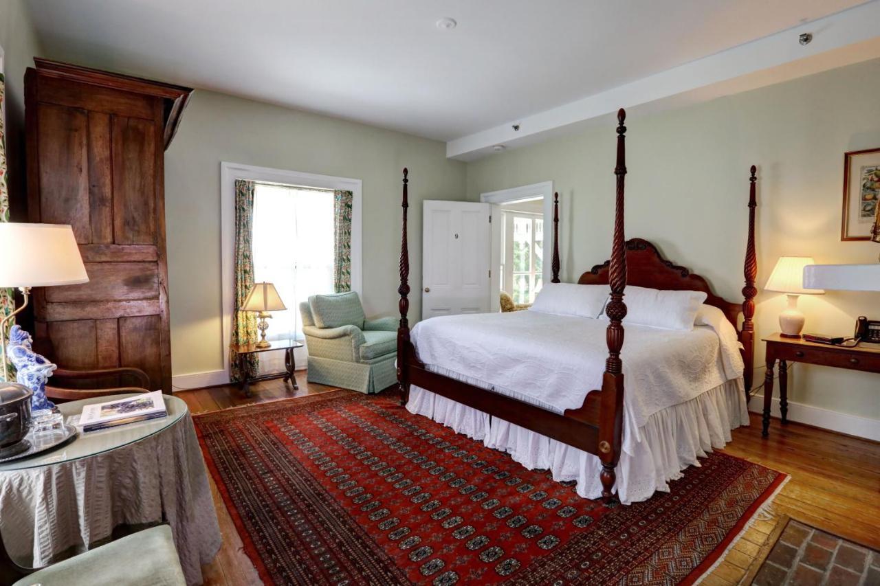 200 South Street Inn Charlottesville Exterior photo